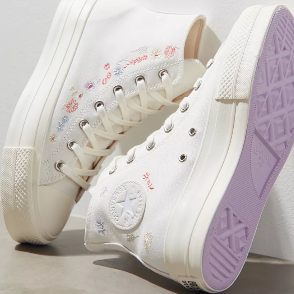 Converse Chuck Taylor All Star Lift Things To Grow Egret Platform Shoes